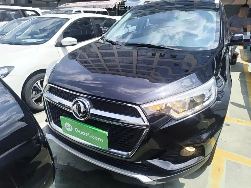 Dongfeng Fengdu MX5 2017 2016 2.0L Automatic Flagship Edition