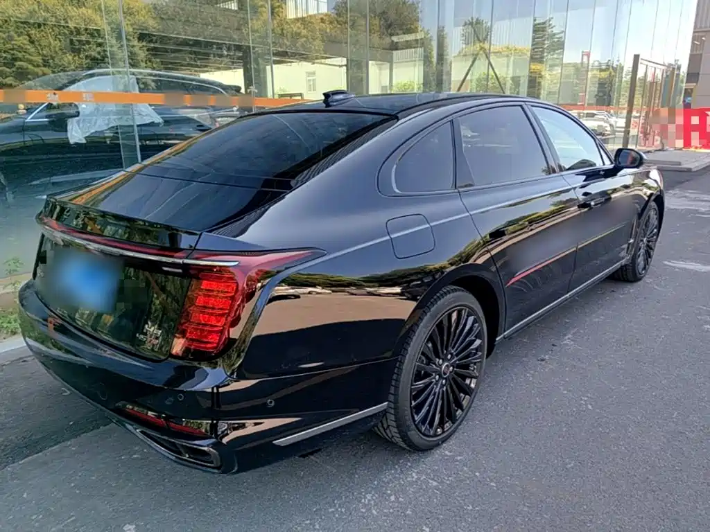 Hongqi H9 2025 2025 2.0T 2WD Qi Chang Private Style Edition 5-seater