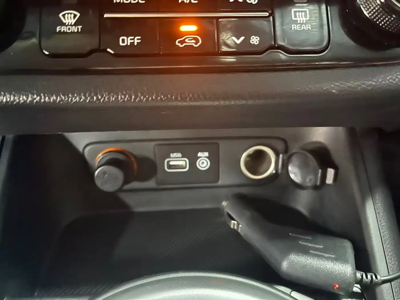 Kia Sportage 2016 2.0L Automatic 2WD DLX фото 19