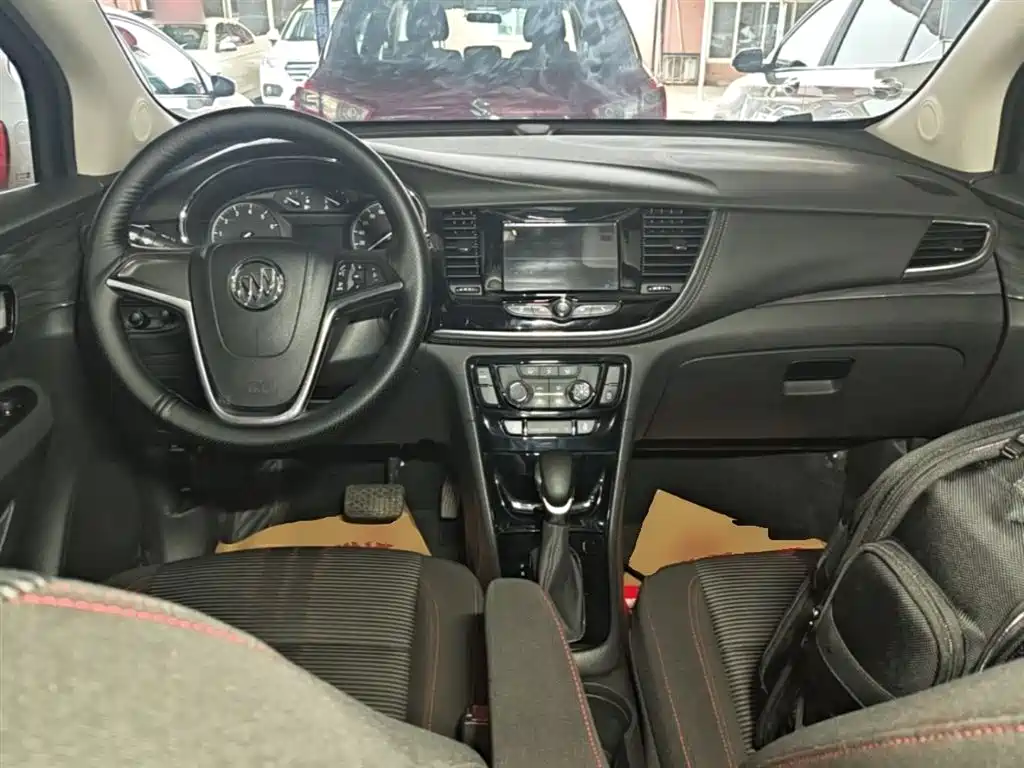 Buick Encore 2018 18T Automatic 2WD Urban Leading фото 10