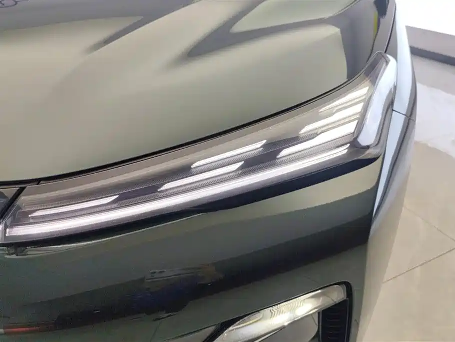 Geely Galaxy Galaxy Starship 7 EM-i 2025 2025 Model 120km Explorer+ Edition