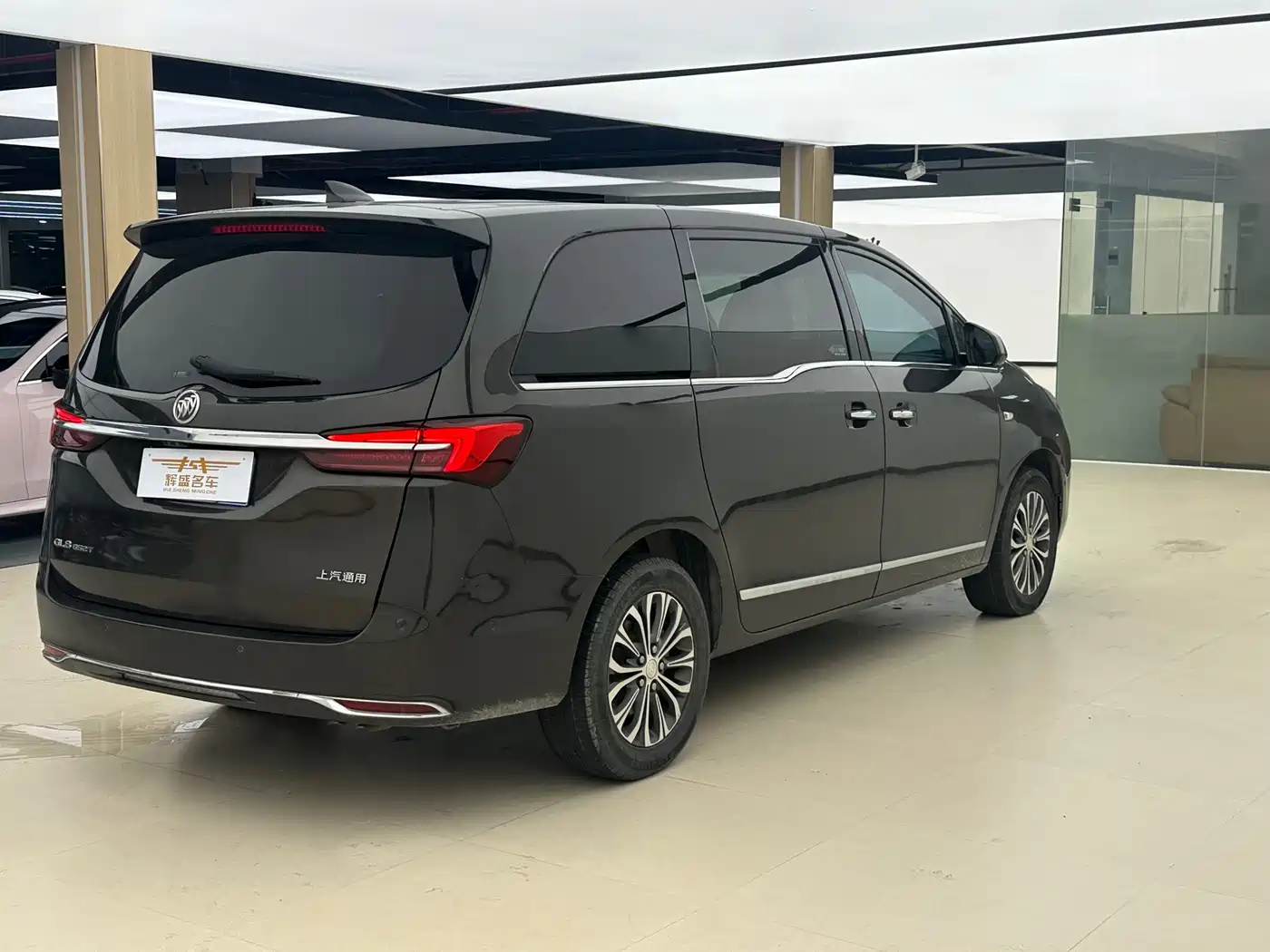 Buick GL8 2022 Land Business Class 652T Prestige фото 8