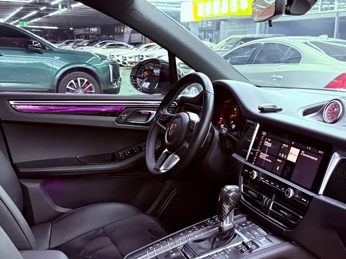 Porsche Macan 2018 Macan 2.0T фото 15