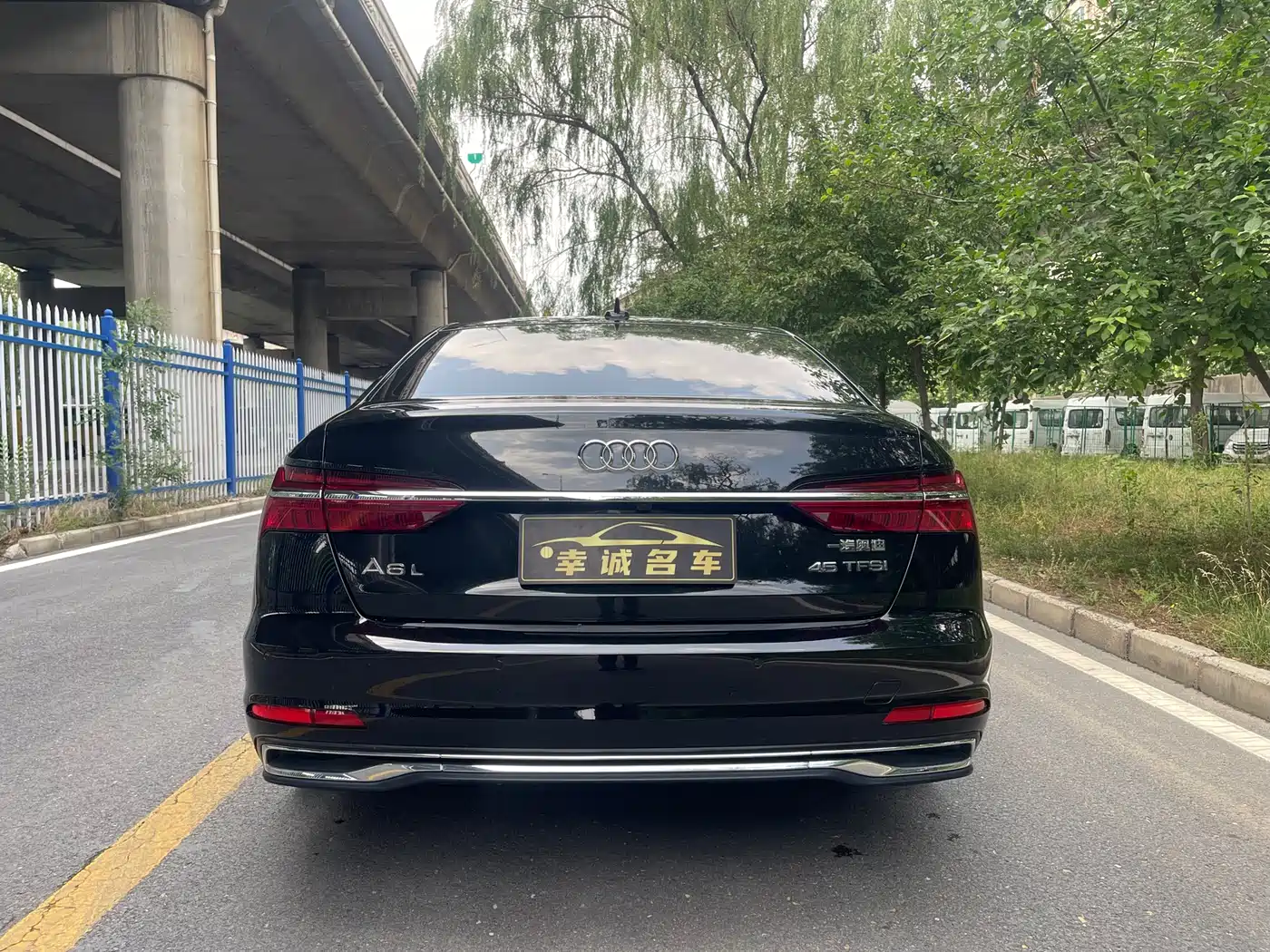 Audi A6L 2023 45 TFSI Premium Selection Elegance фото 6