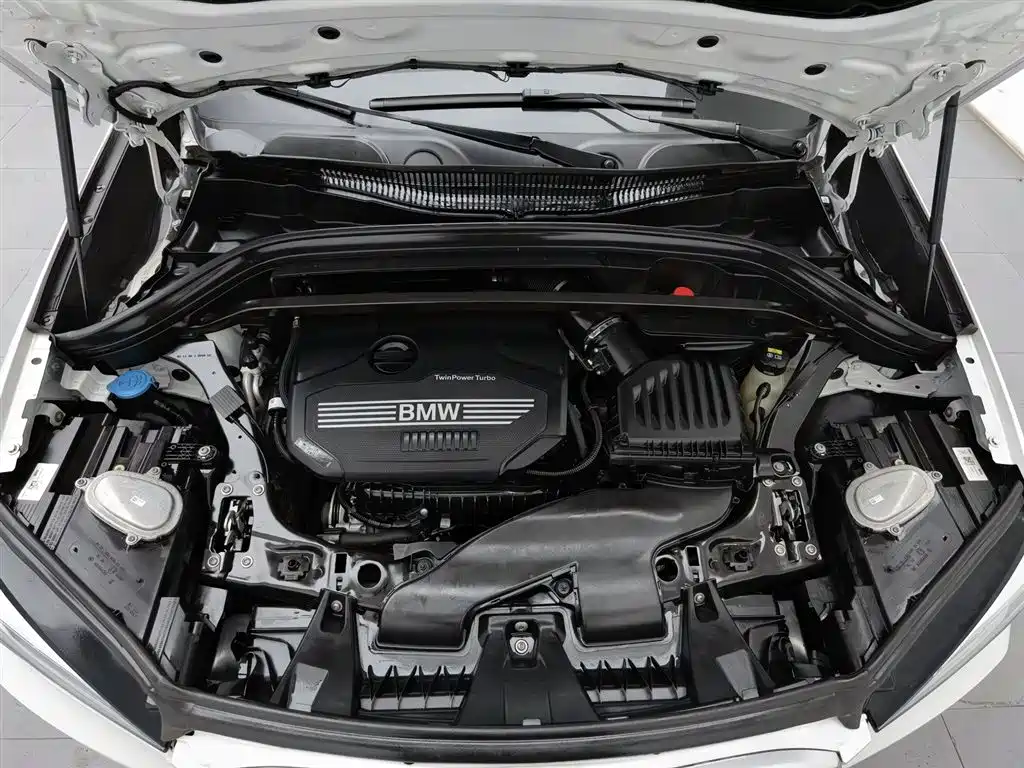 BMW X1 2021 sDrive20Li Fashion фото 6