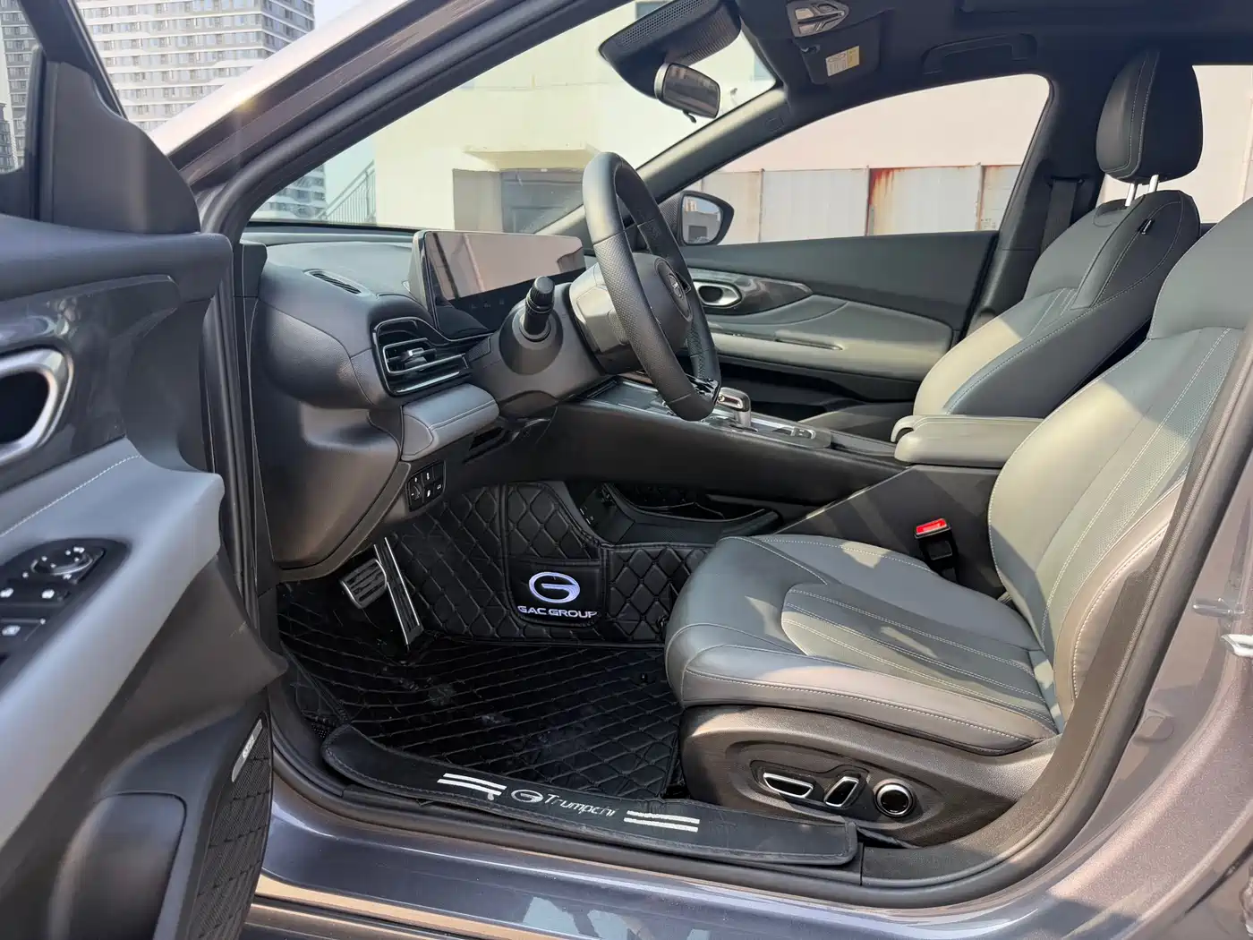 GAC Trumpchi Trumpchi Emkoo 2024 Model 270T DCT Shadow Leopard R-Style Edition фото 4