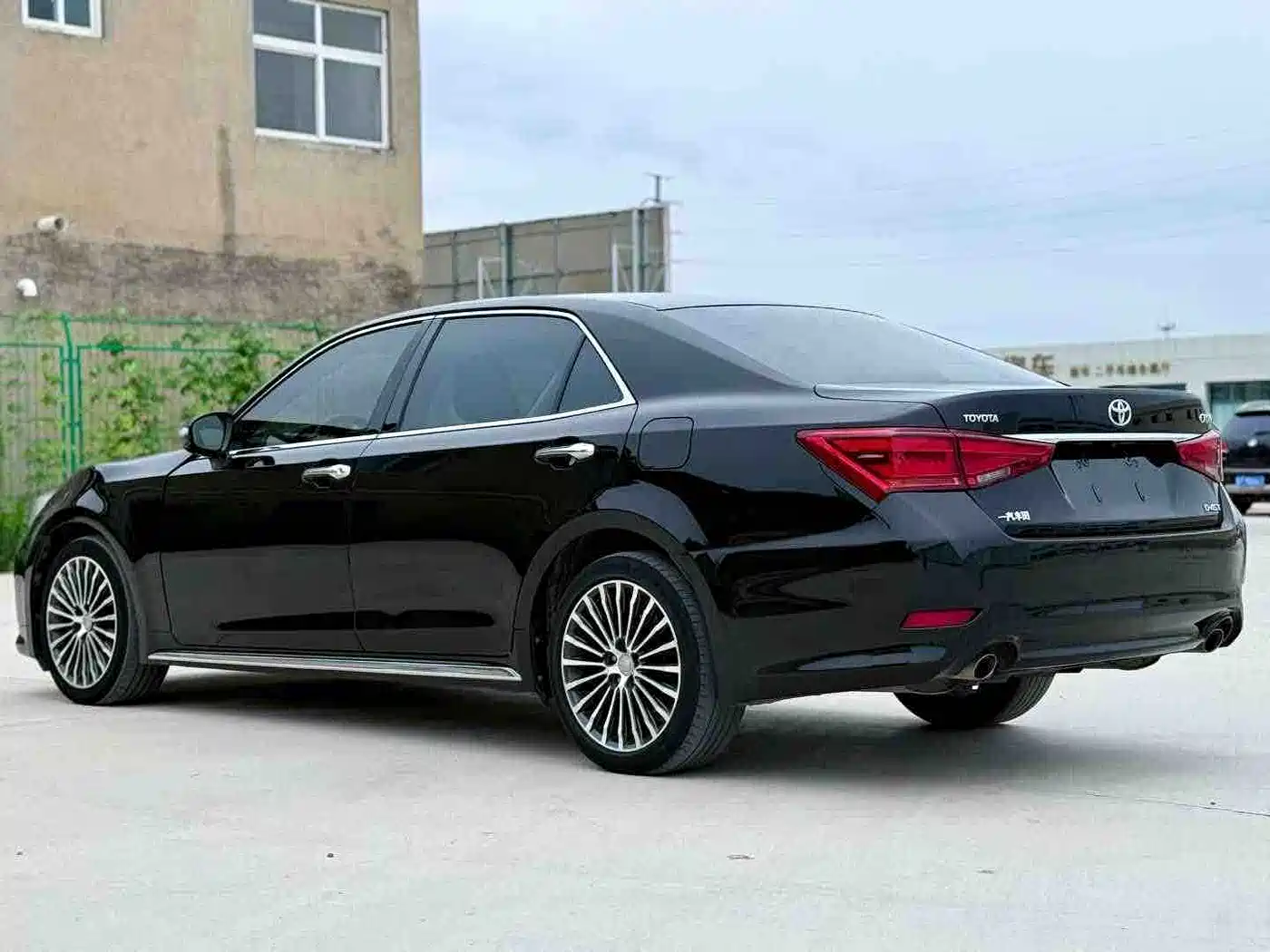 Toyota Crown 2019 2018 2.0T Sport Edition