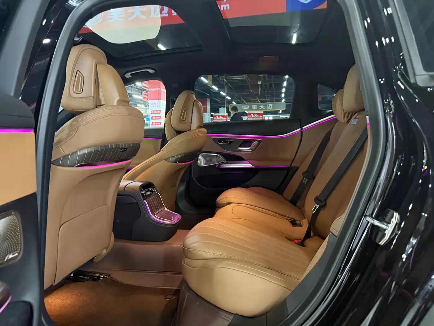 Mercedes-Benz E-Class 2024 E 300 L Fashion фото 13