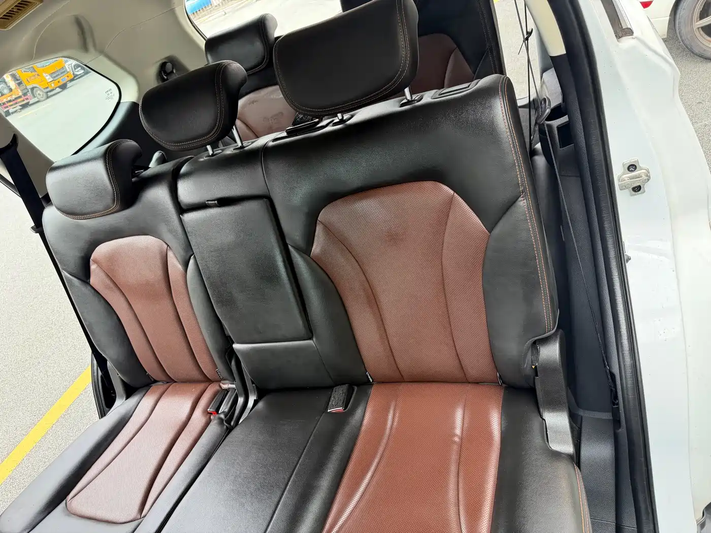 SWM Motor SWM X7 2019 2018 1.8L Manual Comfort 7-Seater