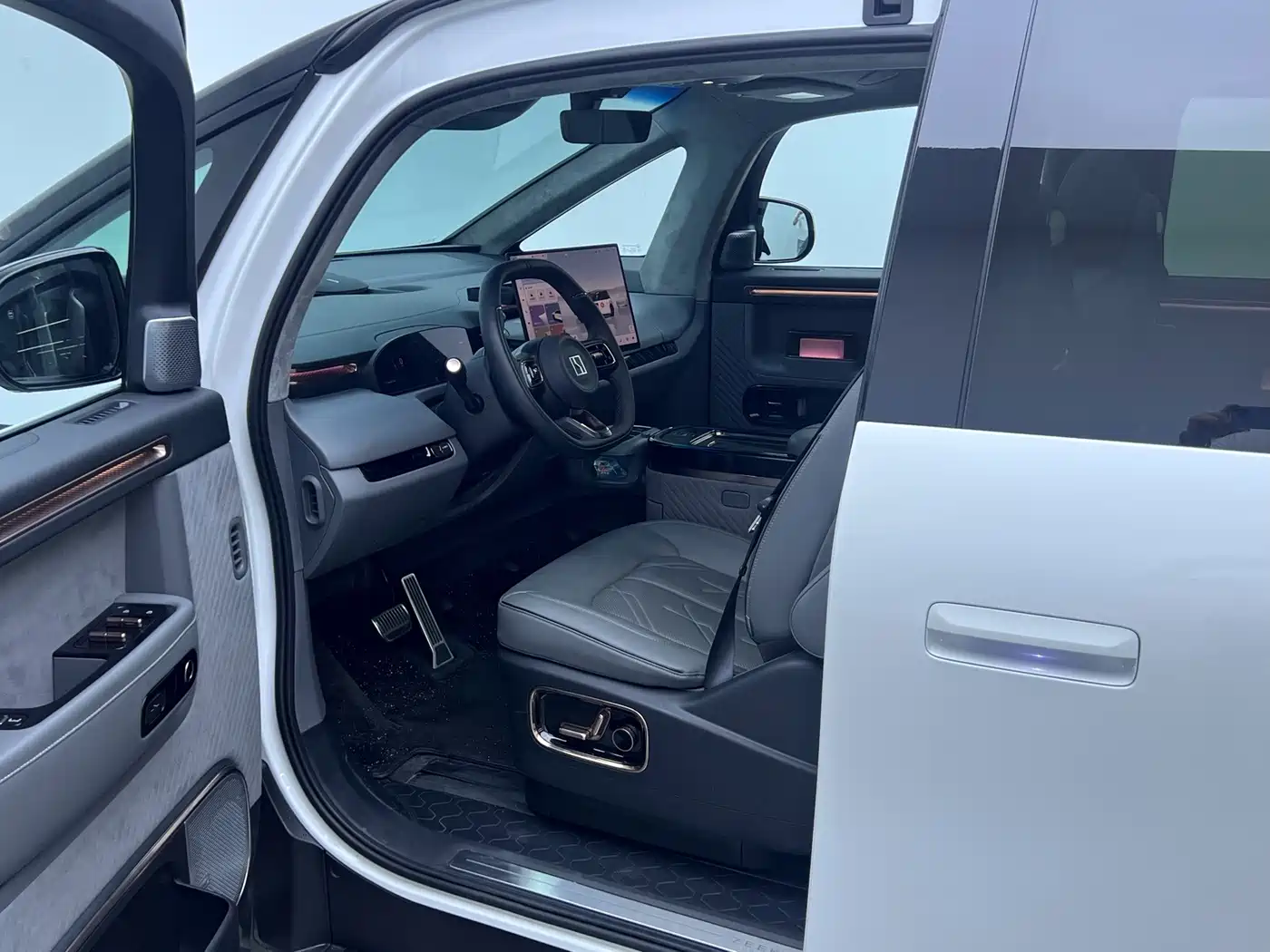 ZEEKR MIX 2025 2025 Long Range Intelligent Driving Edition