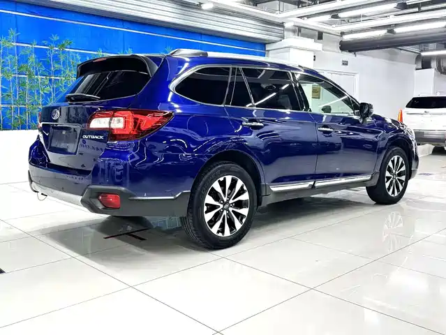 Subaru Outback 2016 2.5i Sport Navigation Edition — фото 4