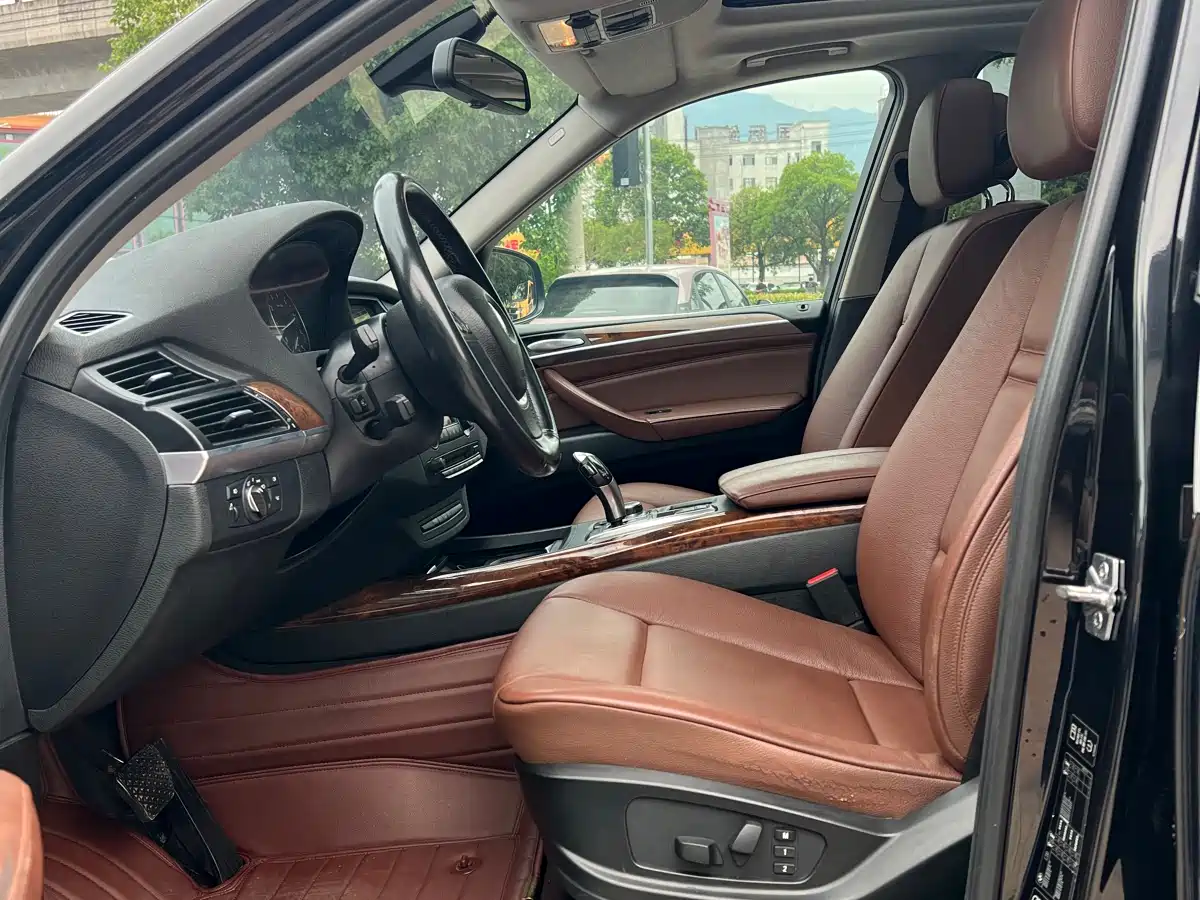 BMW X5 (Import) 2011 xDrive35i Luxury Edition фото 7