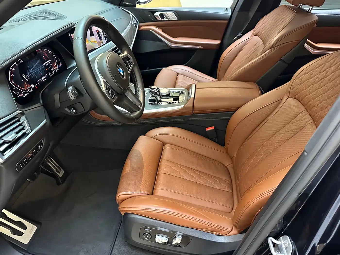BMW X7 2019 xDrive40i Exclusive M Sport Package фото 6