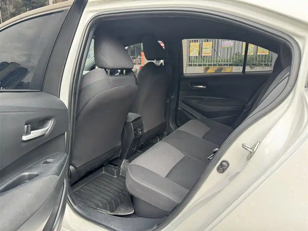 Toyota Levin 2022 Dual Engine 1.8H E-CVT Leading Edition фото 6