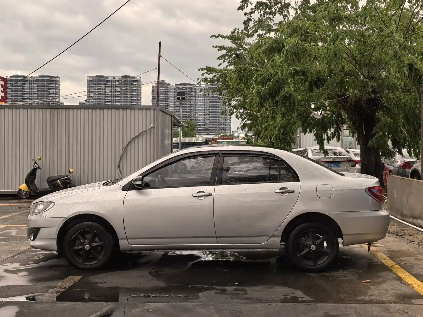 Toyota Corolla 2013 1.6L Automatic Excellence Edition фото 10