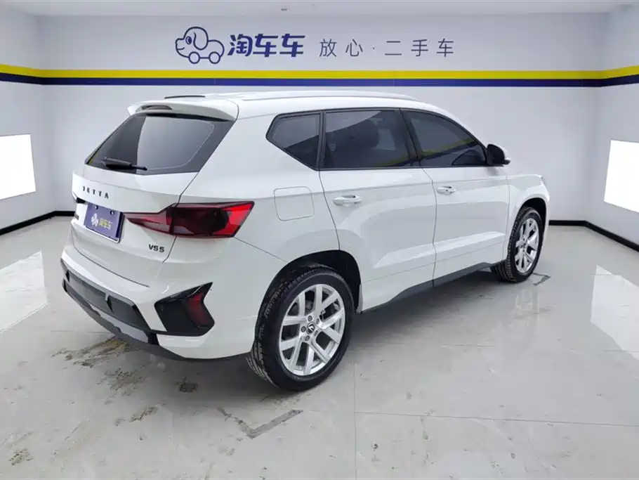 JETTA VS5