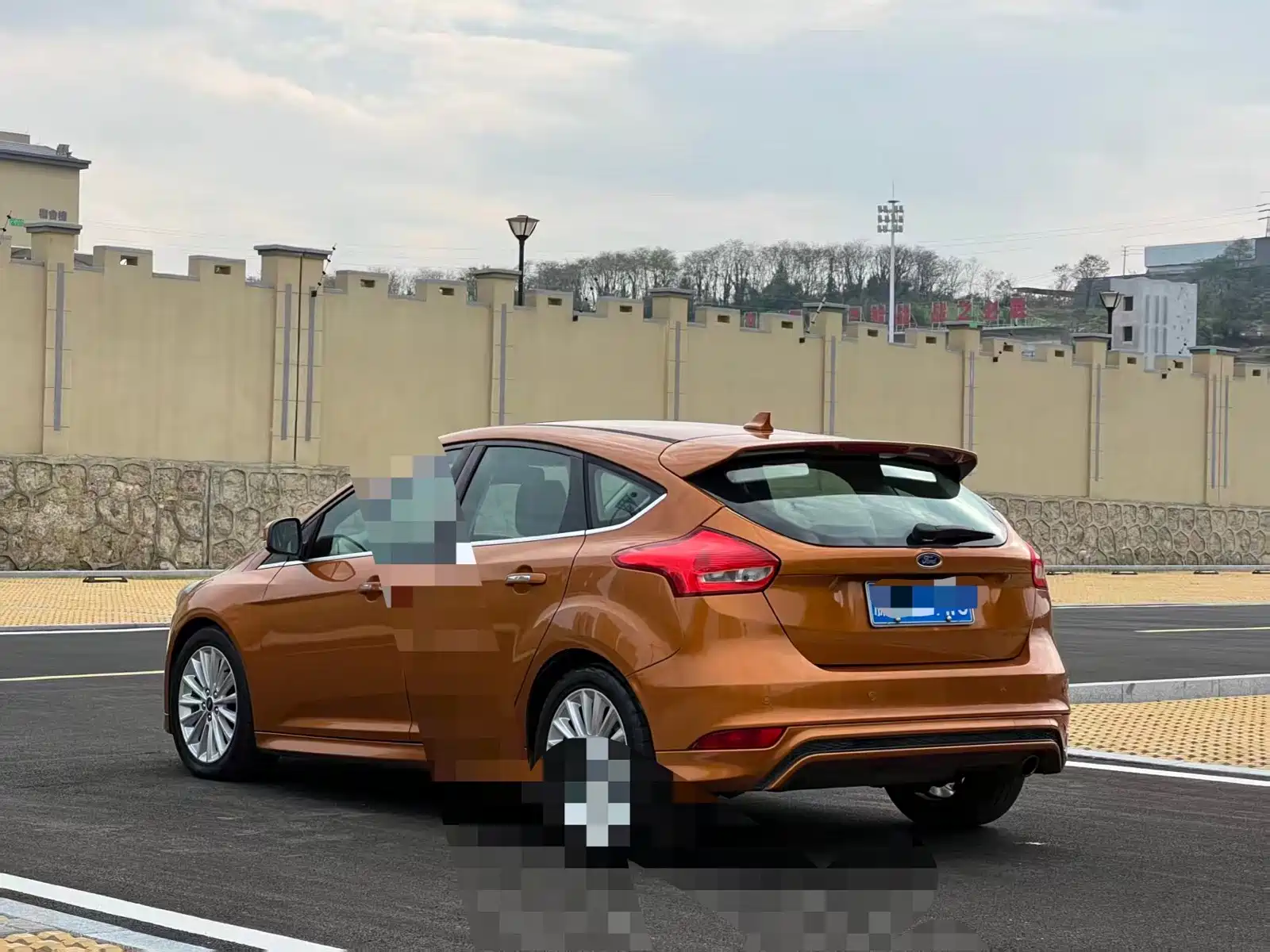 Фото 7 - Ford Focus