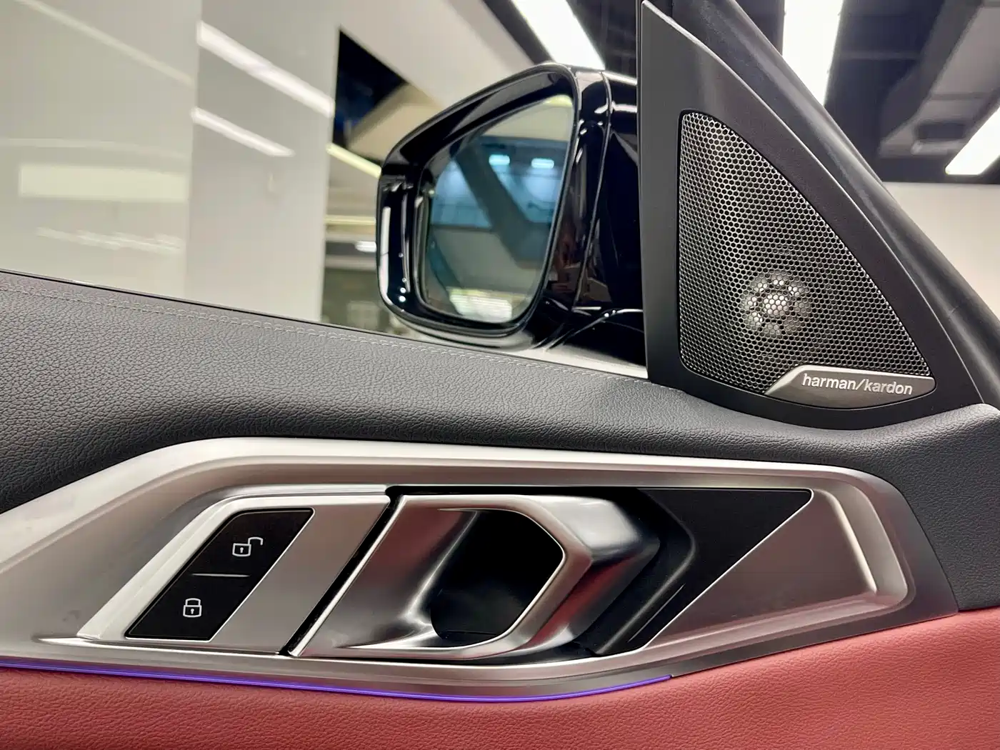 BMW 4 Series 2023 430i Convertible M Sport Shadowline Package фото 13