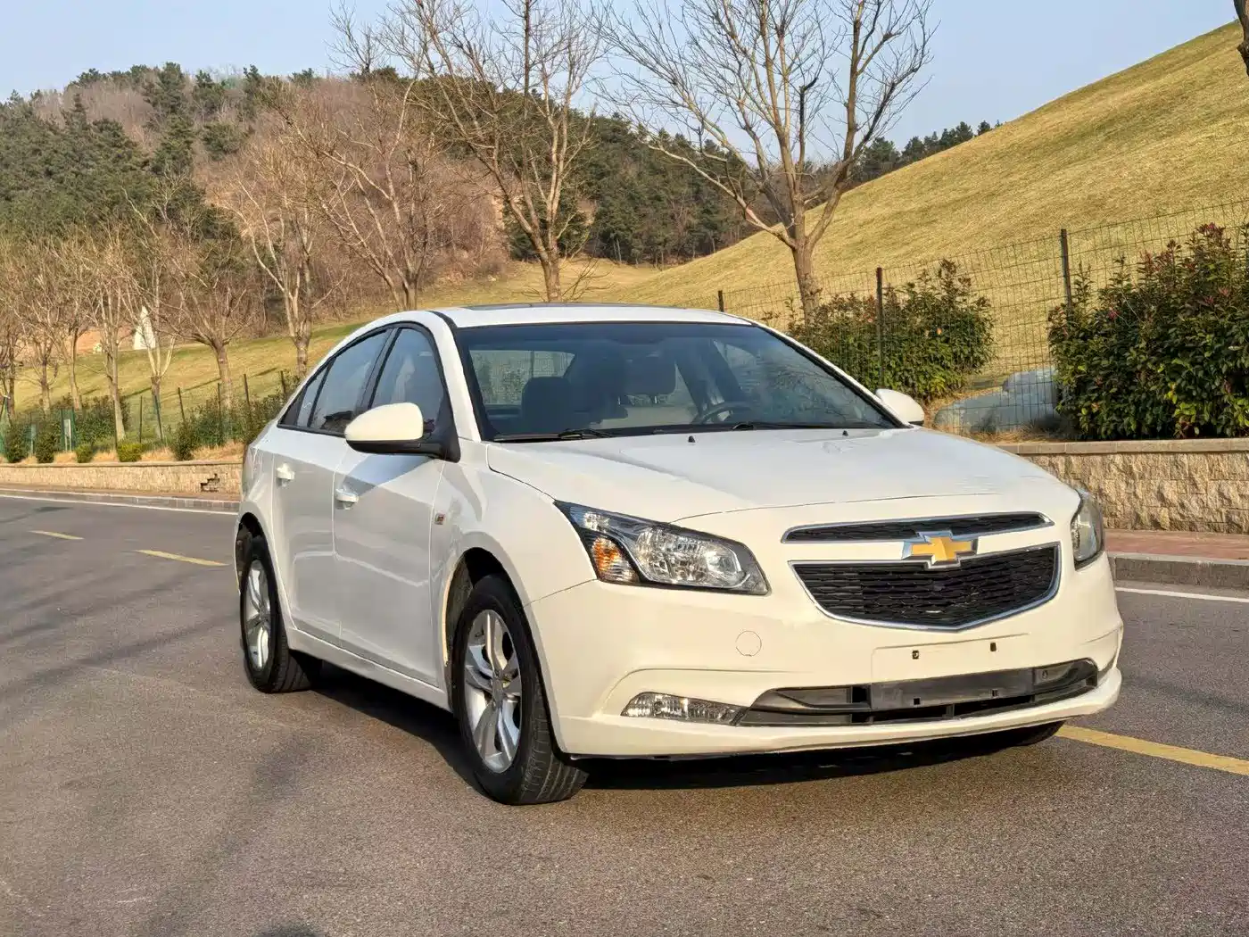 Chevrolet Cruze 2015 1.5L Classic SE MT фото 3