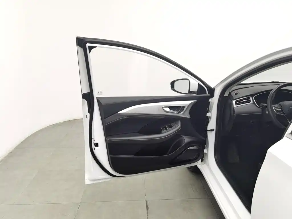 Roewe i6 MAX EV 2026 2022 EV 500 Sunroof Premium