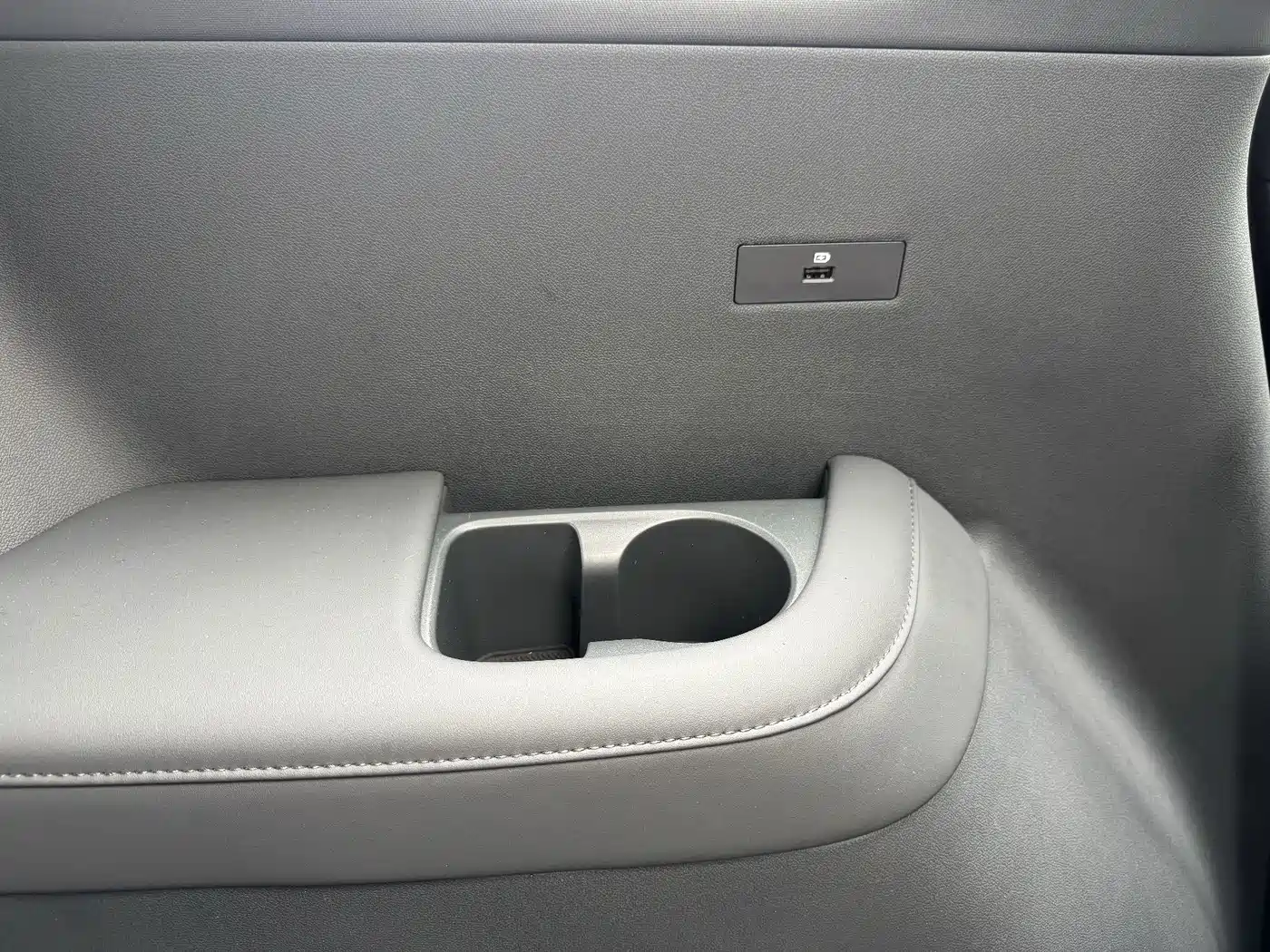Dongfeng Yipai eπ008 2025 2024 210Max Range Extender 6-Seater