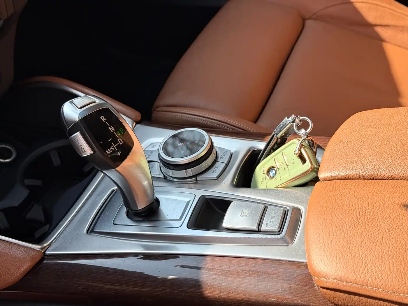 BMW X6 2011 xDrive35i фото 13