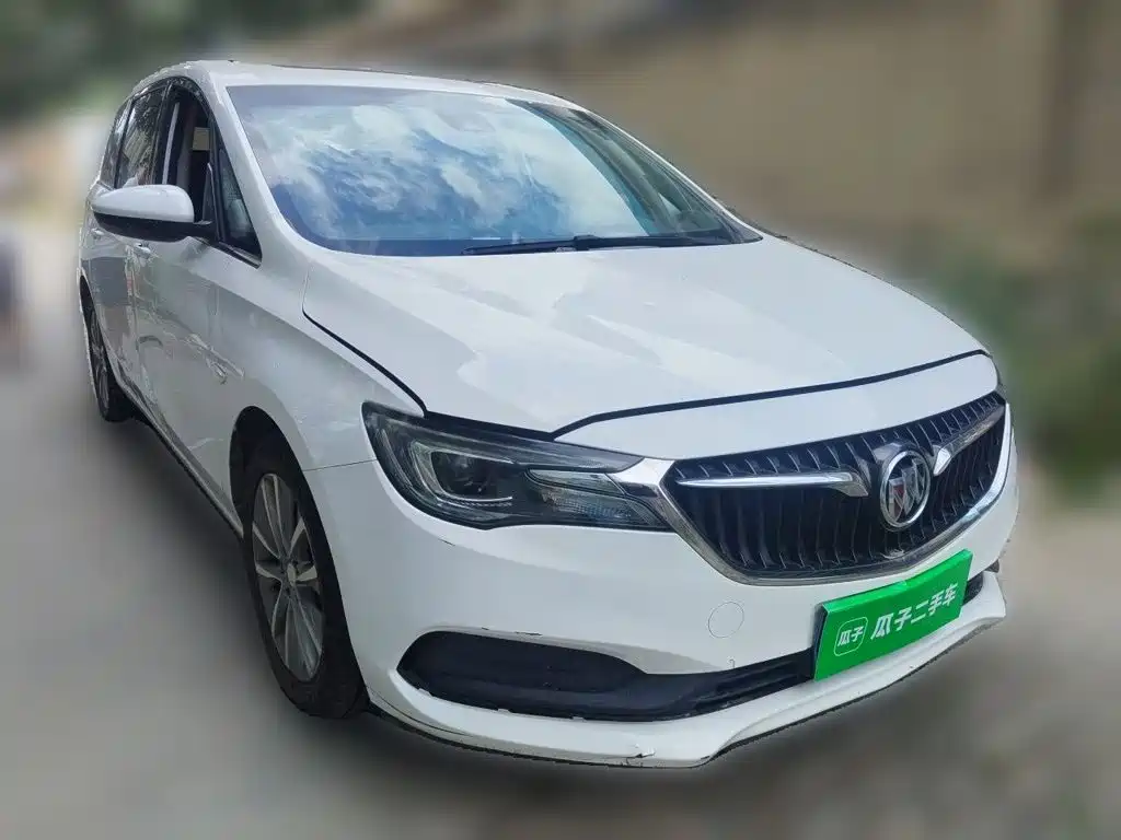 Фото 3 - Buick GL6