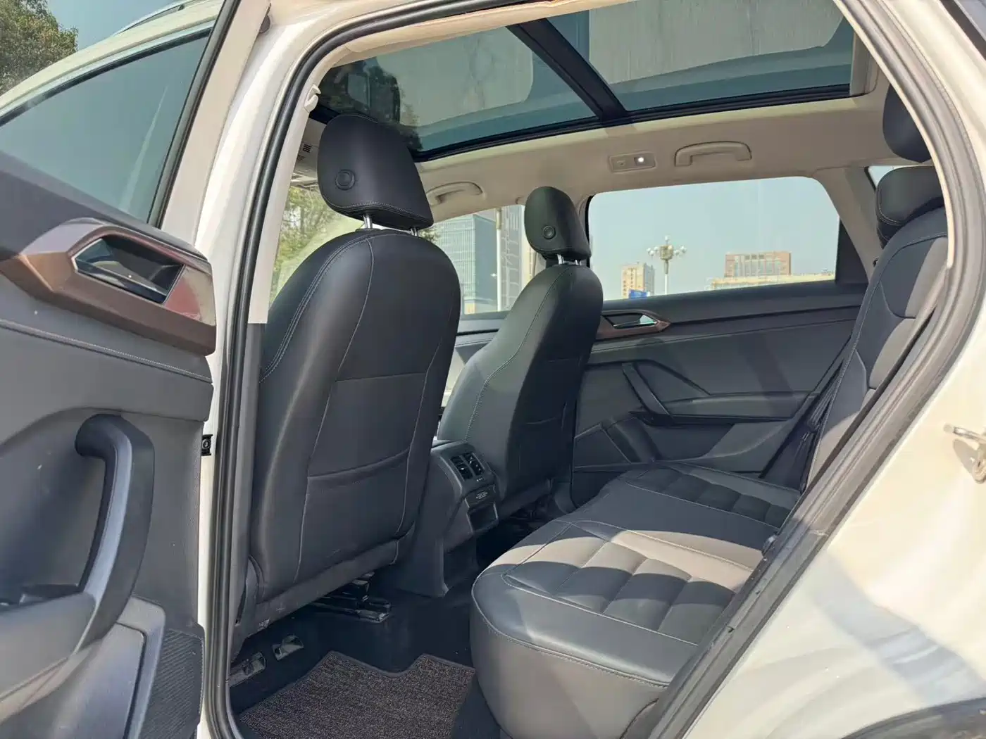 Volkswagen Tharu 2019 330TSI AWD Luxury Edition China VI фото 6