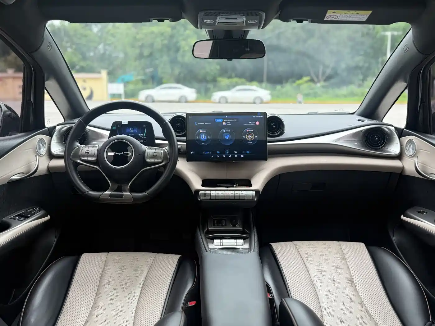 BYD Dolphin 2023 420km Fashion Edition фото 22