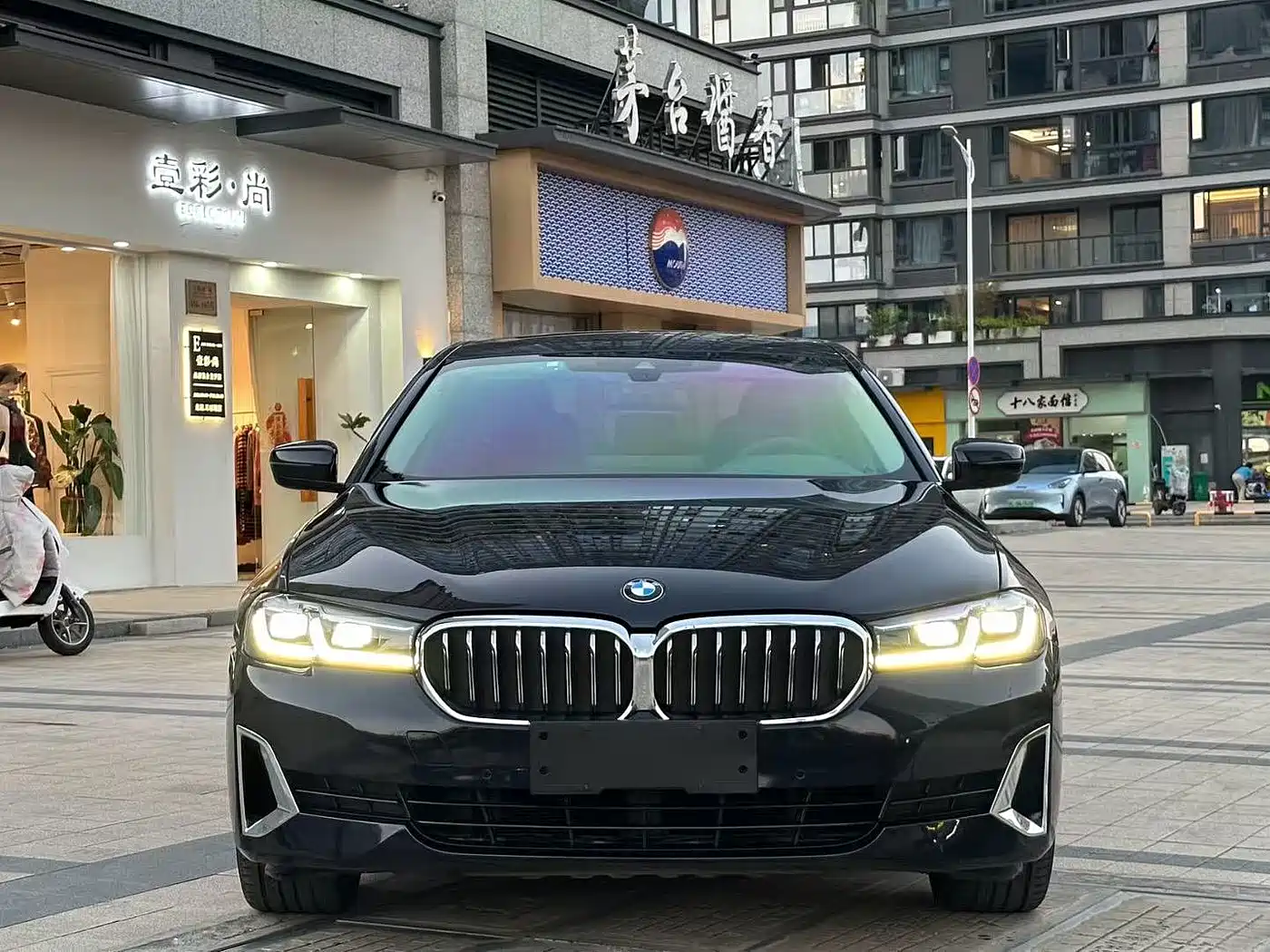 BMW 5-SERIES