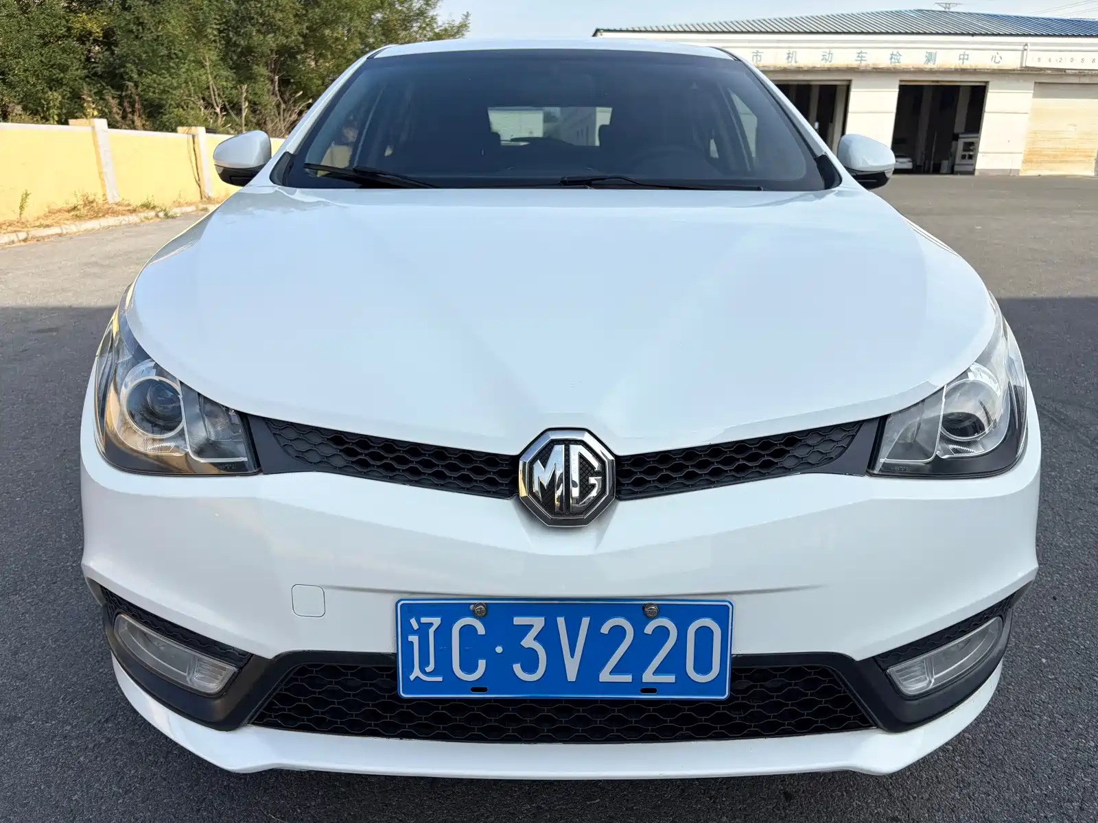Фото 2 - MG MG5