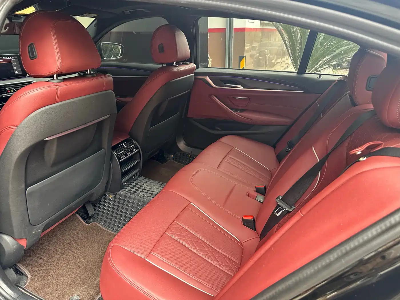 BMW 5 Series 2023 530Li Leading M Sport Package фото 9