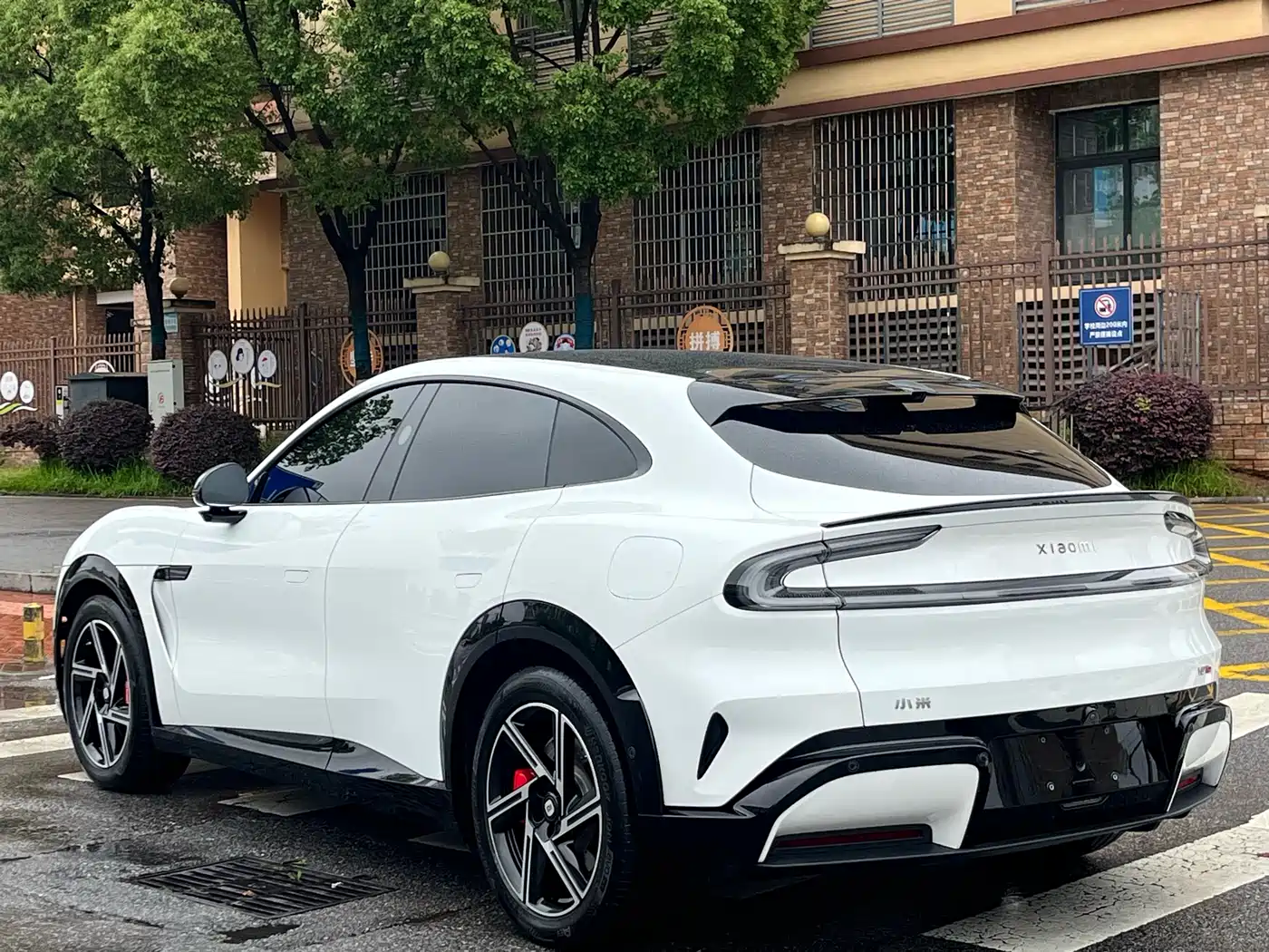 Xiaomi Auto Xiaomi YU7 2025 Ultra Long Range High Performance AWD Max Edition фото 7