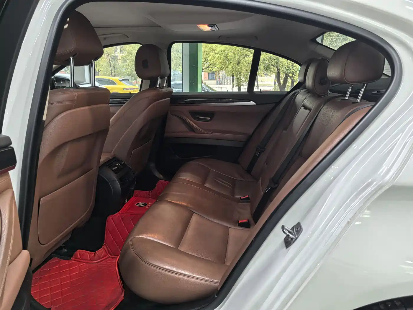 BMW 5 Series (Import) 2015 520i Elegance фото 8