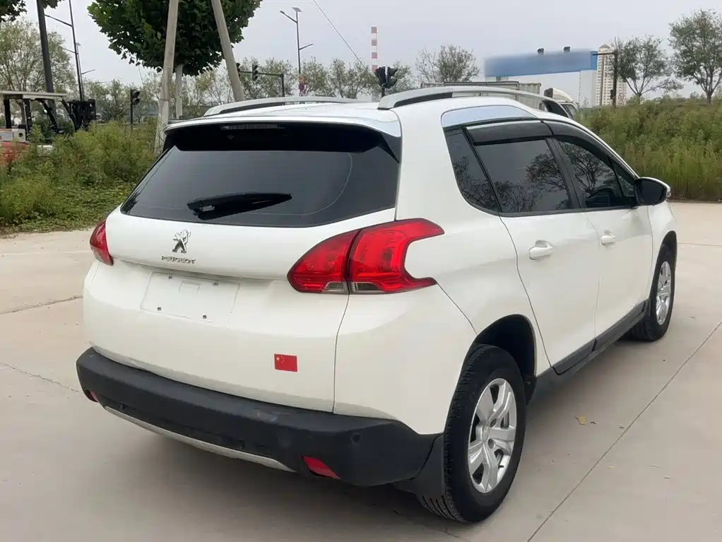 Peugeot 2008 2017 2014 1.6L Manual Trend Edition