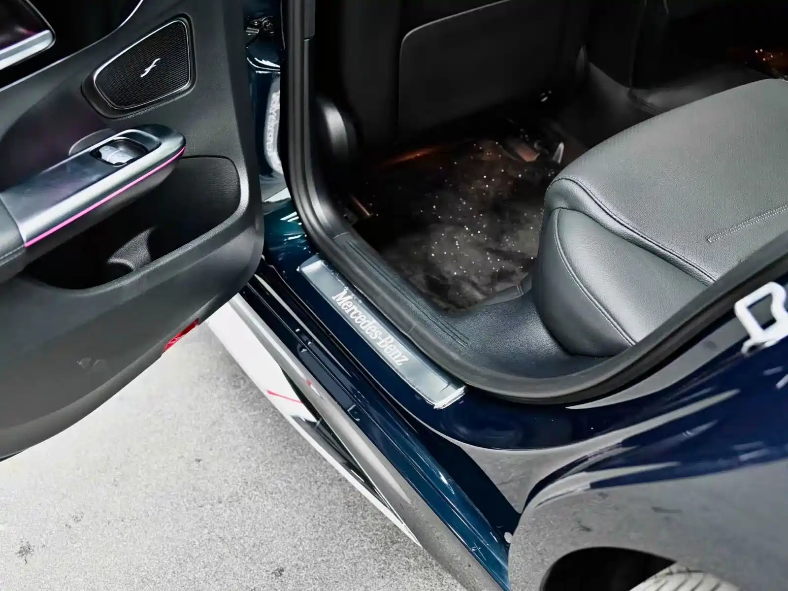 Фото 32 - Mercedes-Benz C-Class