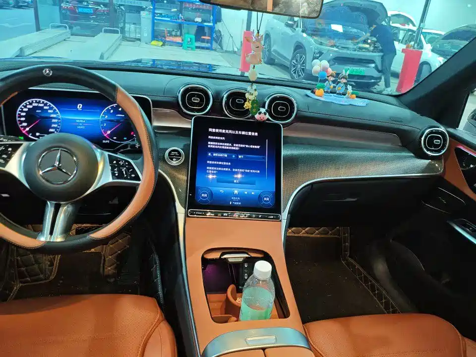 Mercedes-Benz GLC 2025 Model Year GLC 260 L 4MATIC Dynamic фото 4