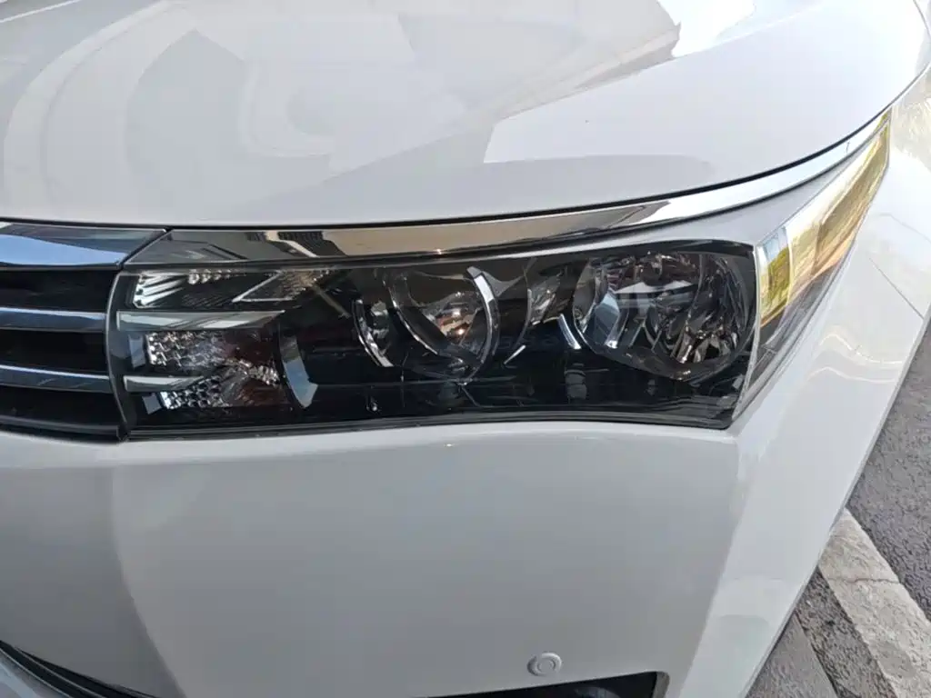 Фото 24 - Toyota Corolla