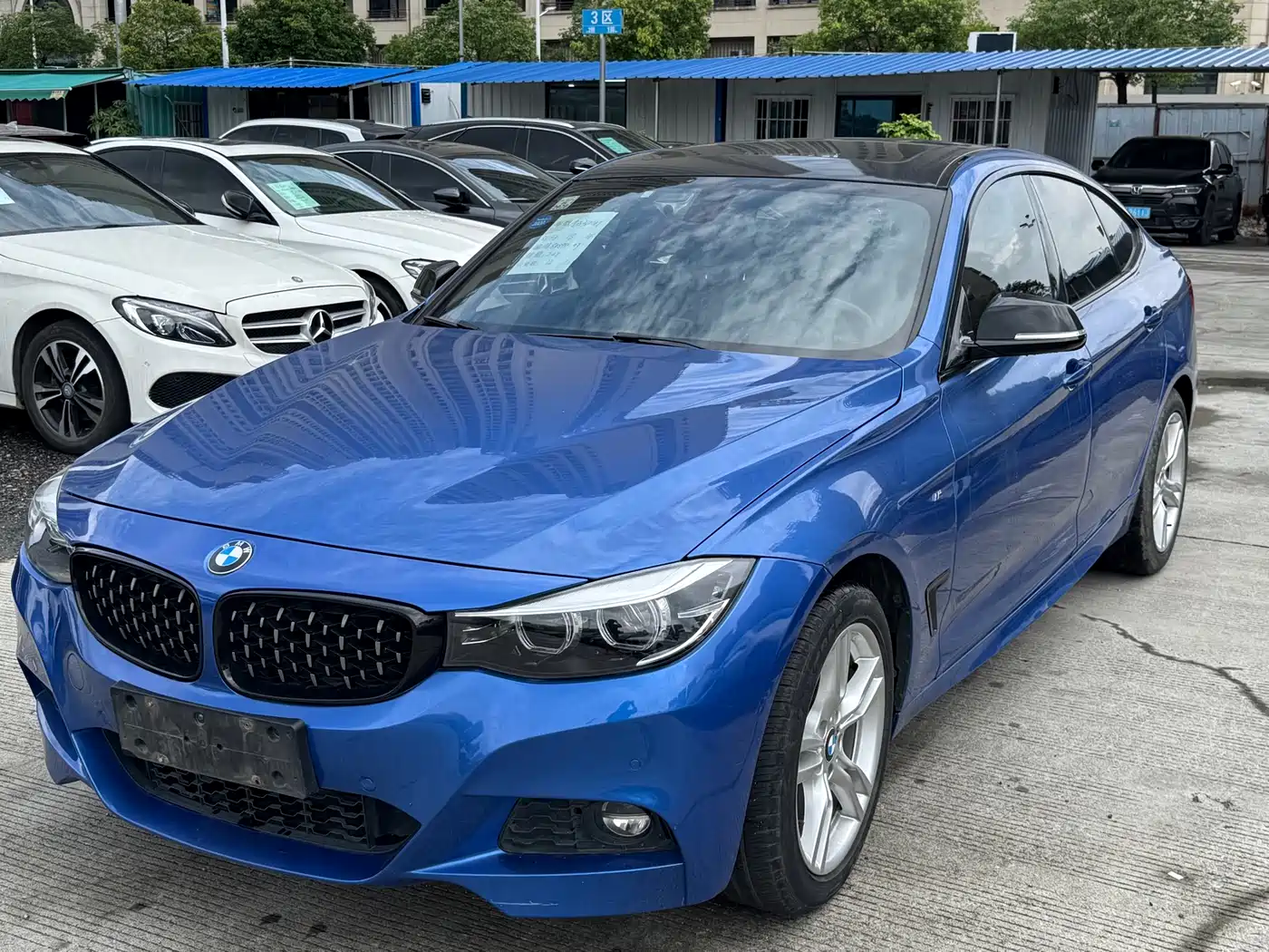 BMW 3 Series GT 2016 320i Fashion Style