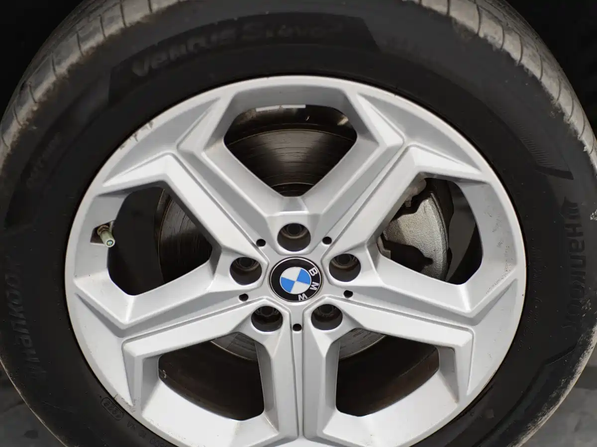 BMW X1 2023 sDrive20Li X Design Package фото 30