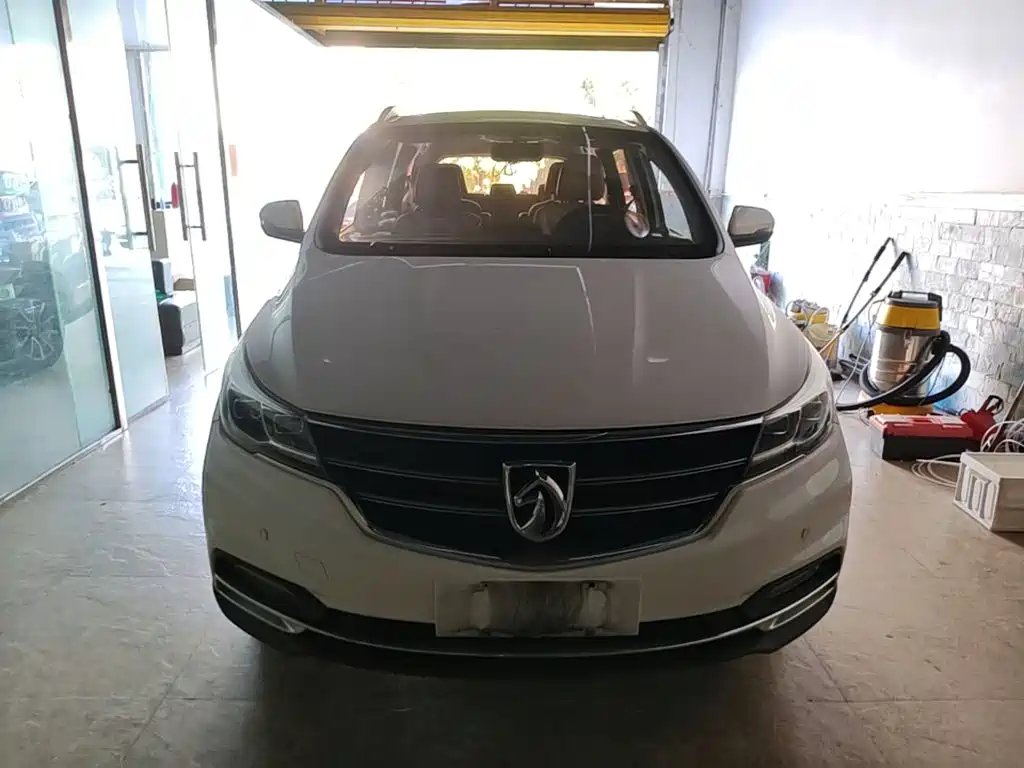 Фото 3 - Baojun 730