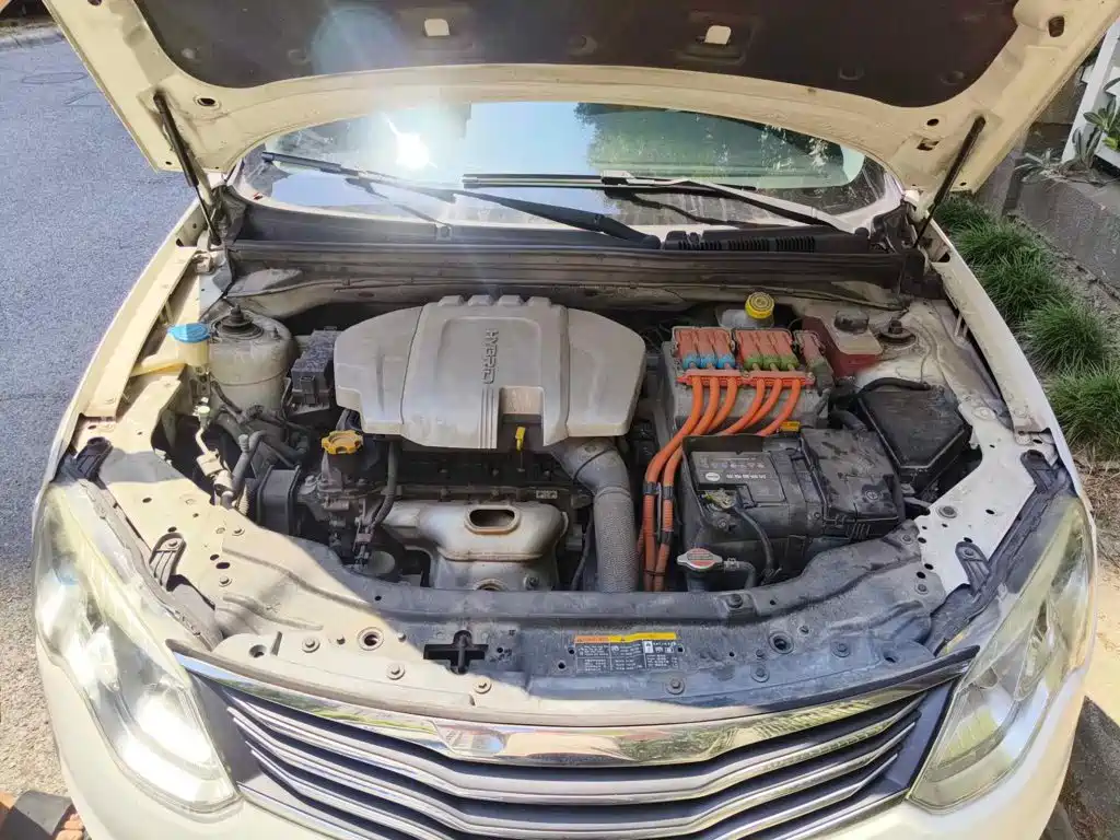 Roewe e550 2016 2016 Exclusive Edition