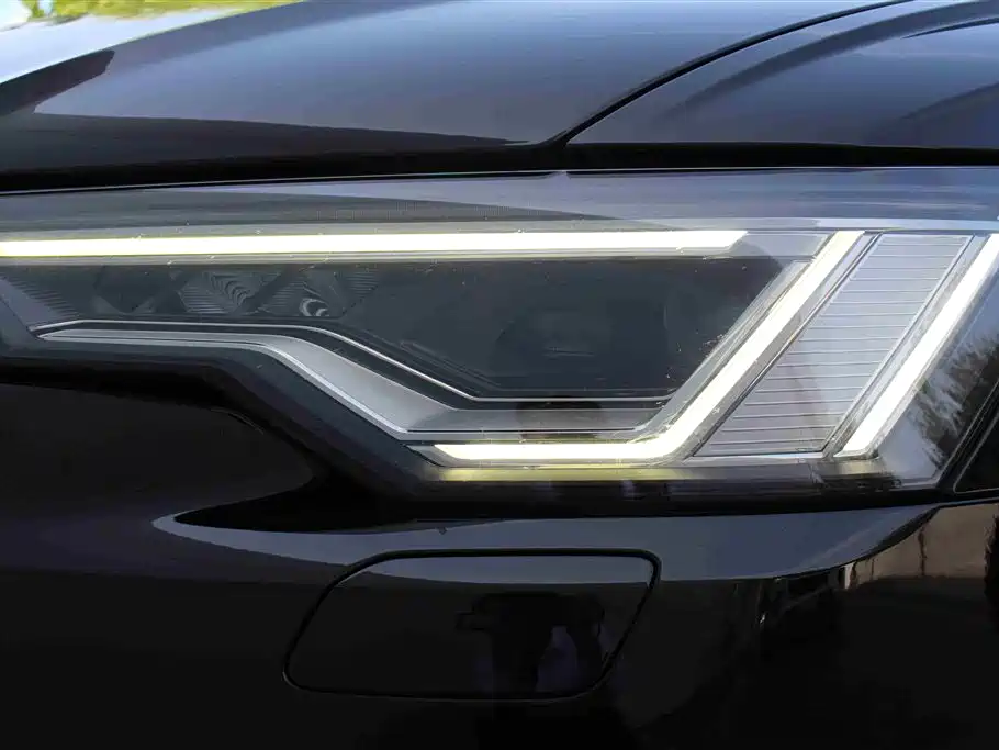 Audi A6L 2022 45 TFSI quattro Premium Dynamic фото 7