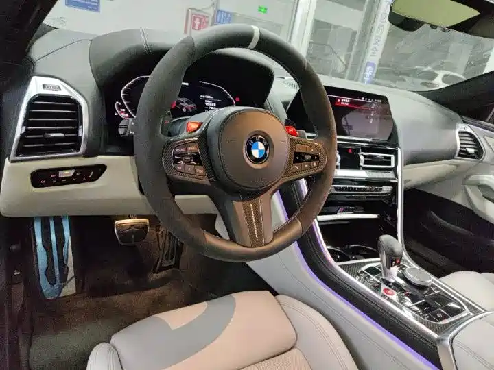 BMW M8 2019 M8 Coupe Thunder Edition фото 7