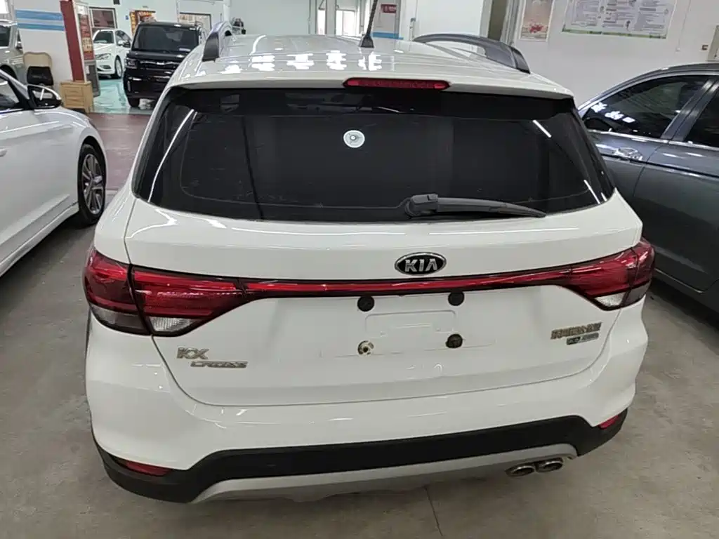 Kia KX CROSS 2018 2017 1.4L AT GLS