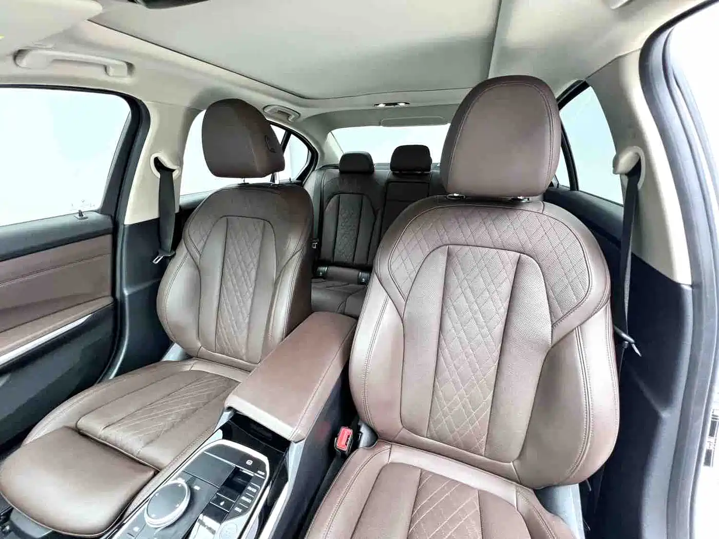 BMW 3 Series 2023 320Li M Sport Package фото 8