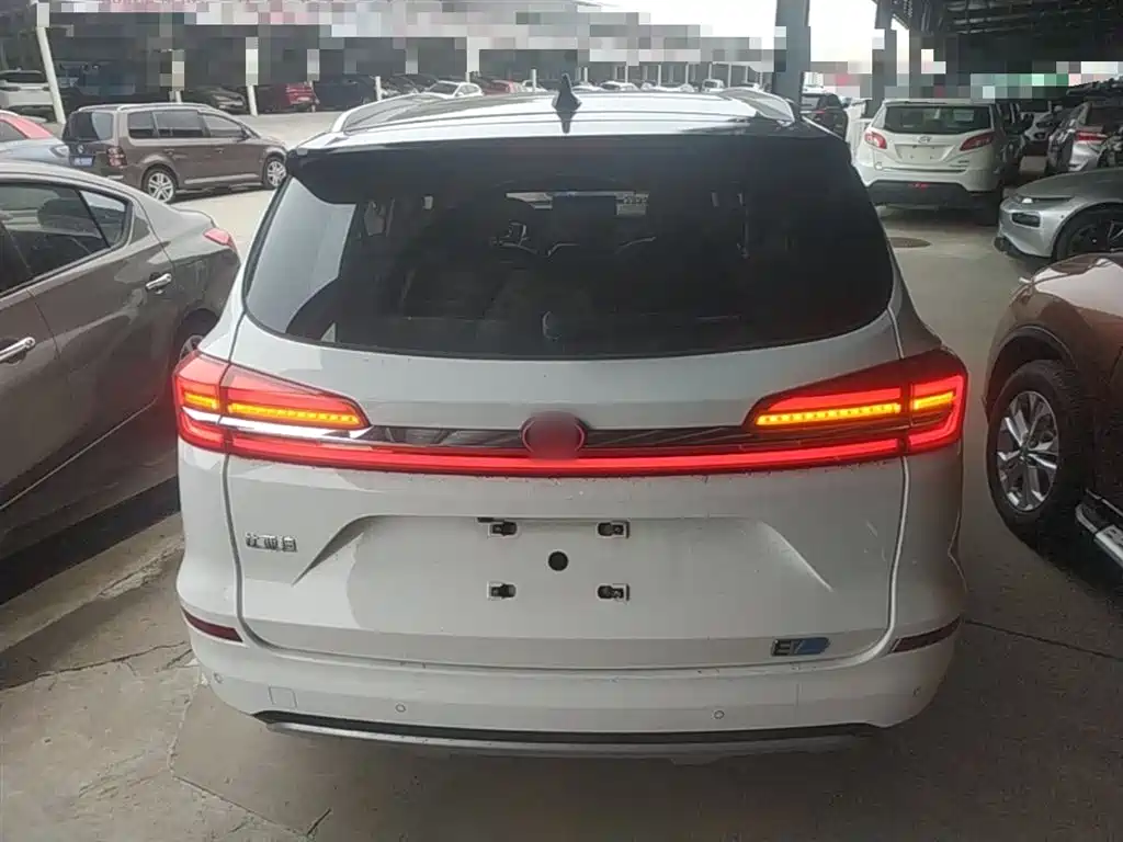 BYD Song New Energy 2019 Song EV500 Smart Connection Glory фото 6