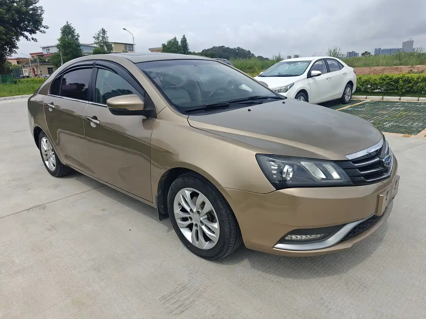 Geely Emgrand 2015 2015 Sedan 1.5L Manual Upward Edition