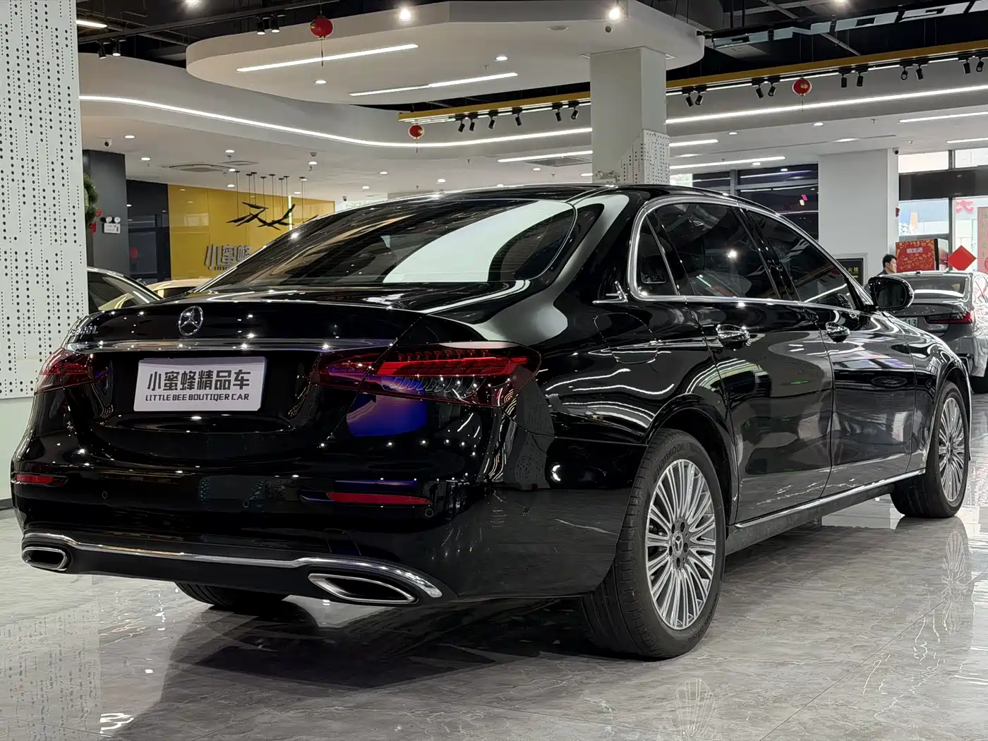 Mercedes-Benz E-Class 2022 E 300 L Fashion фото 16