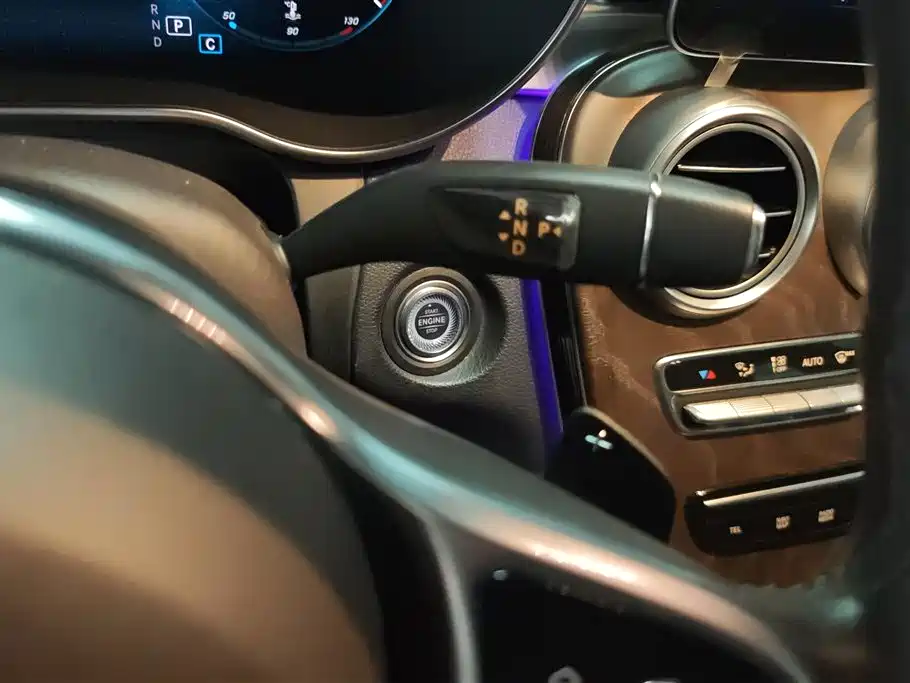 Mercedes-Benz GLC 2020 GLC 260 L 4MATIC Luxury фото 16
